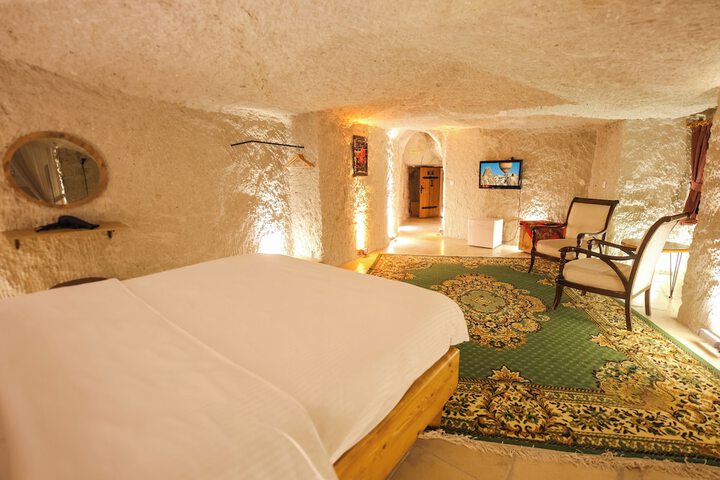 Room 15 of 113