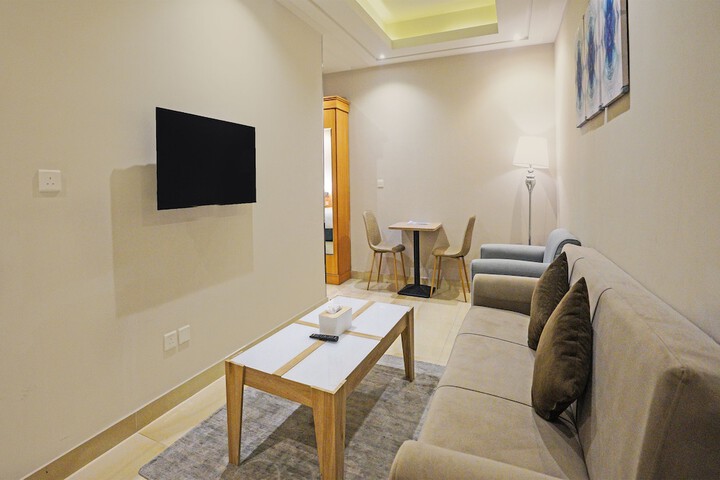 Room 15 of 42