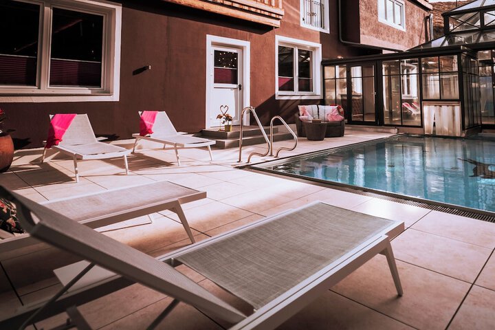 Pool 24 of 67