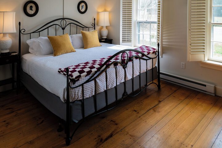 Room 28 of 58