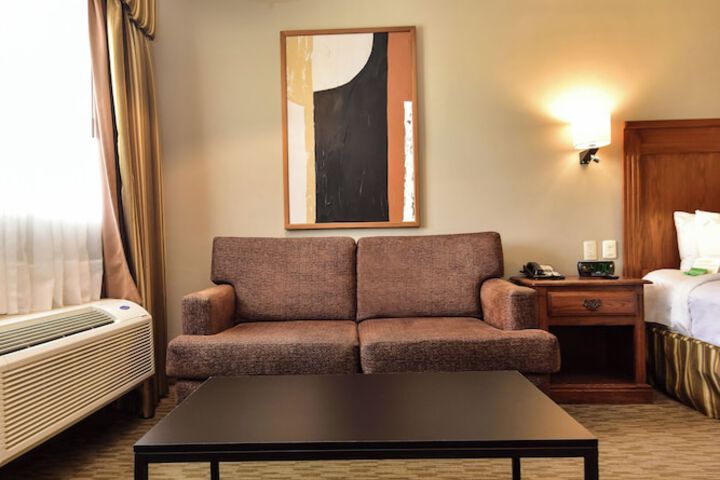 Room 16 of 54