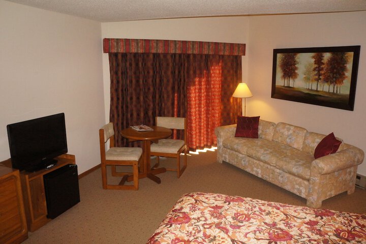 Deluxe 2 Queen Beds (20 of 20)