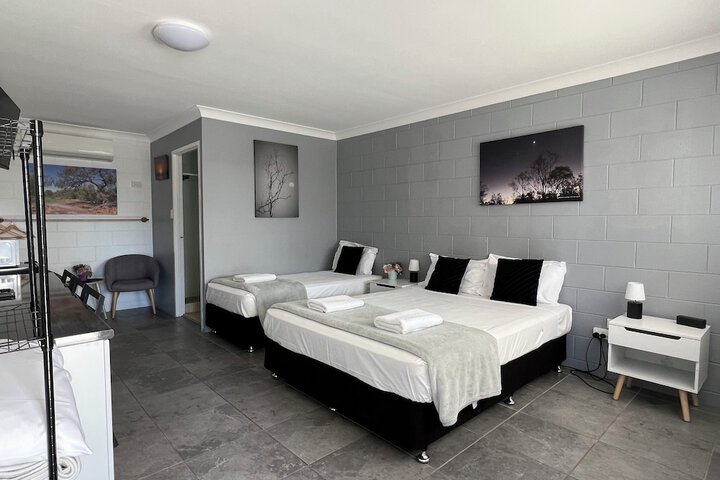 Room 7 of 23