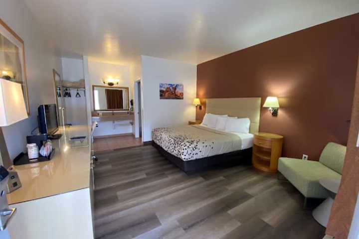 Room 14 of 44