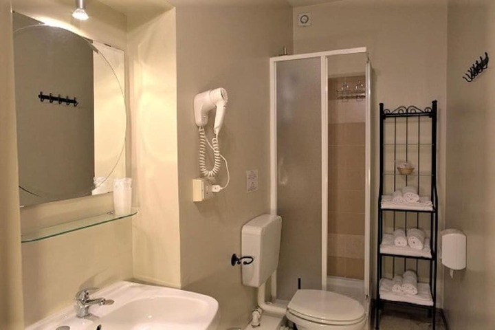 Room 45 of 57