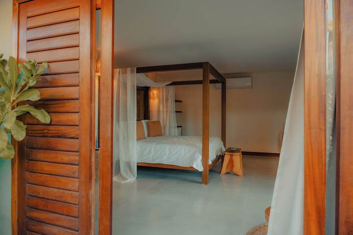 Room 16 of 43