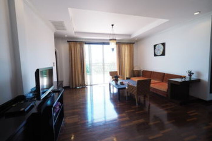 Room 93 of 109