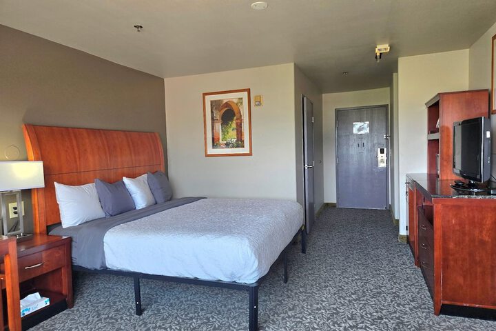 Room 12 of 29