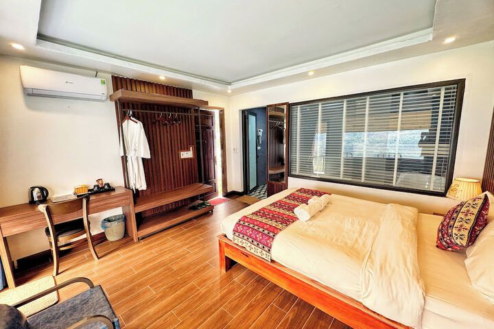 Room 37 of 87