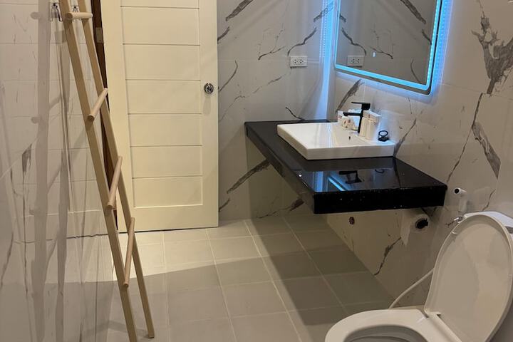 Room 46 of 61