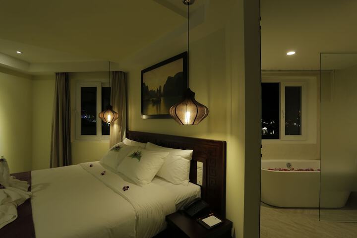 Room 13 of 69
