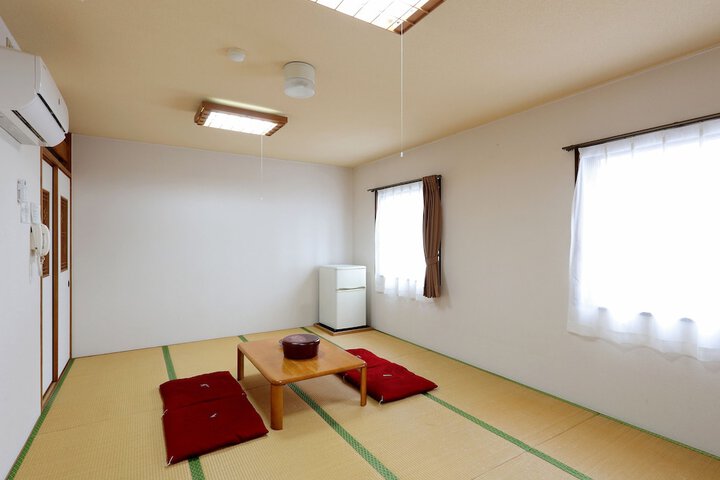Room 8 of 51
