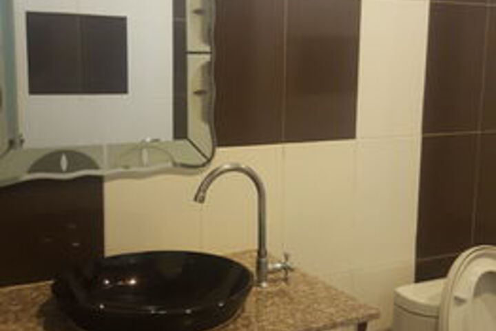 Room 5 of 35
