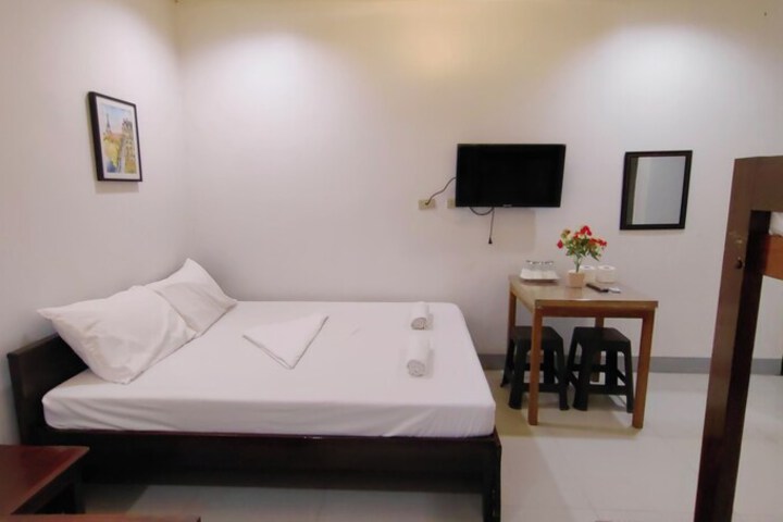 Room 16 of 29