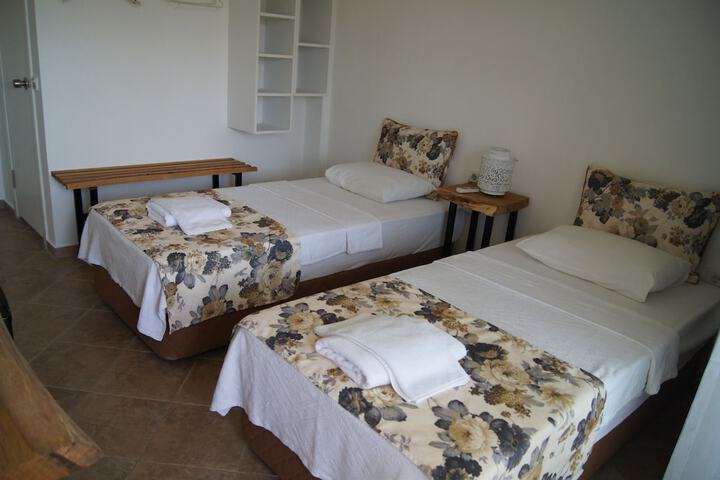 Room 16 of 70