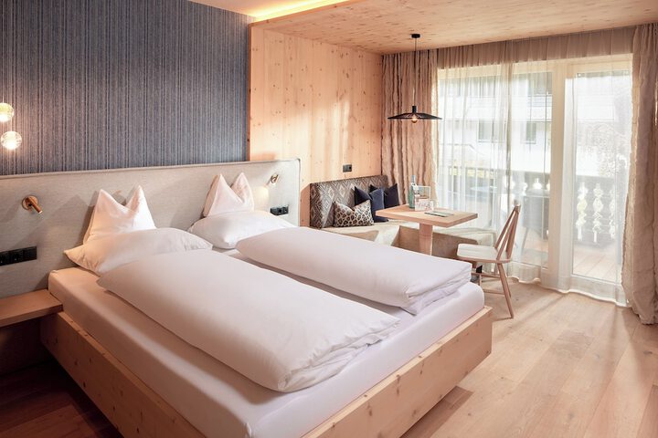 Room 41 of 204
