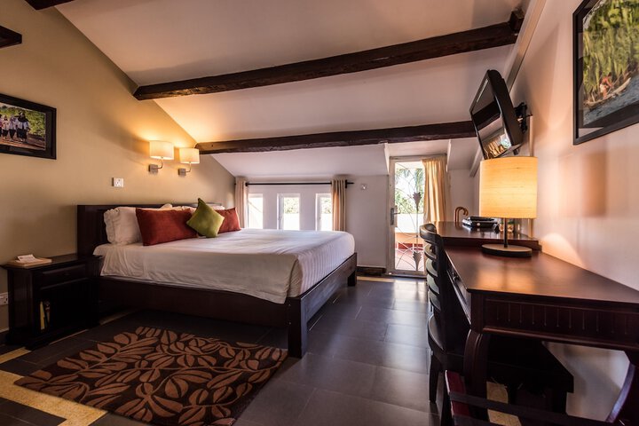 Room 3 of 47