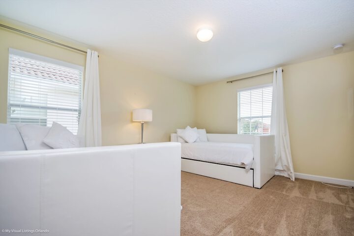 Room 4 of 50