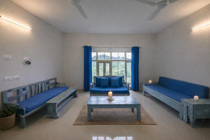 Room 5 of 15