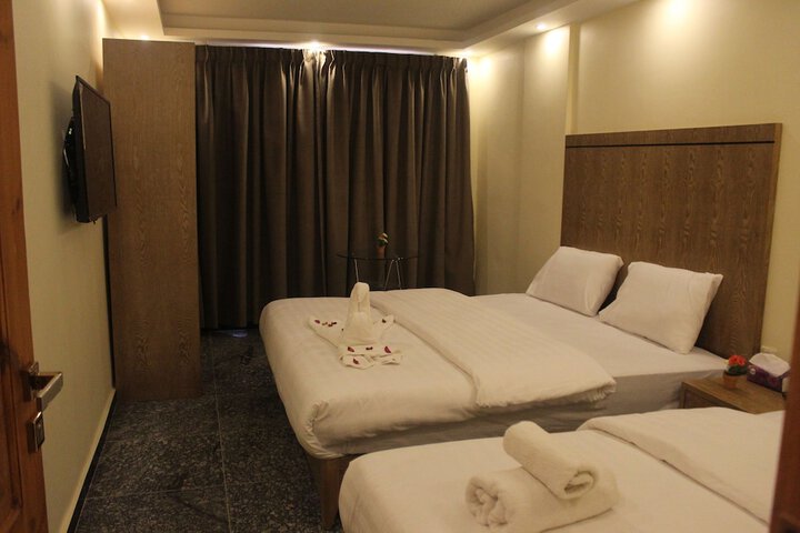 Room 18 of 35