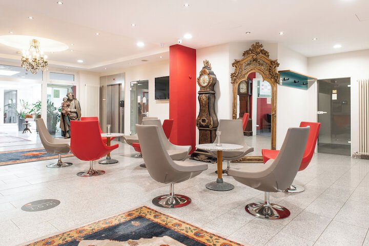 Lobby Photo