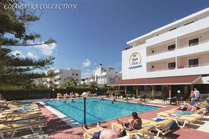 Hotel with Pool