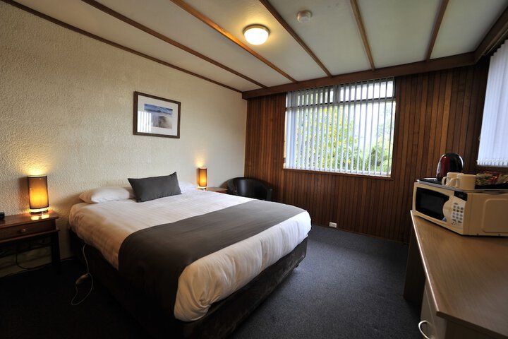 Room 6 of 43
