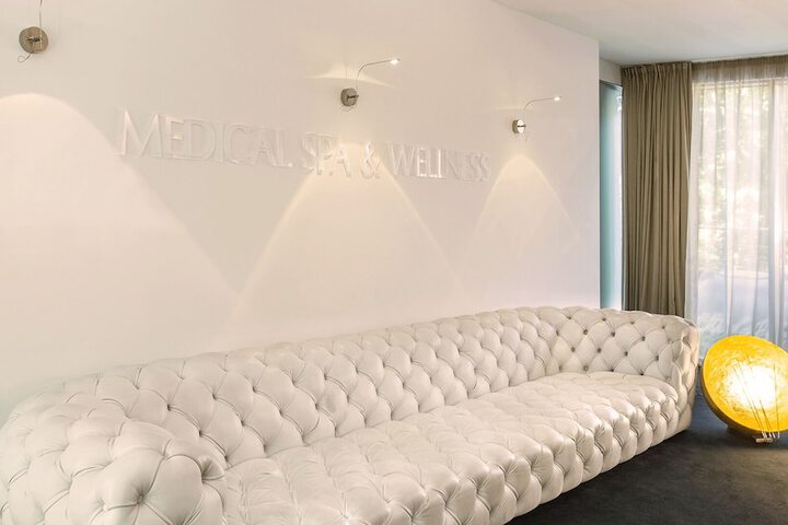 Hotel Interior 105 of 158