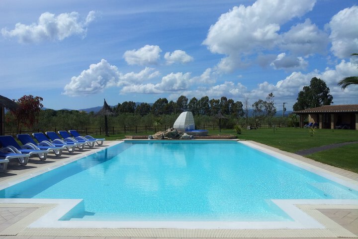 Pool 18 of 32