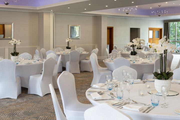 Ballroom/Hall 36 of 46