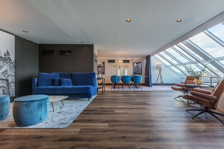 Room 21 of 63