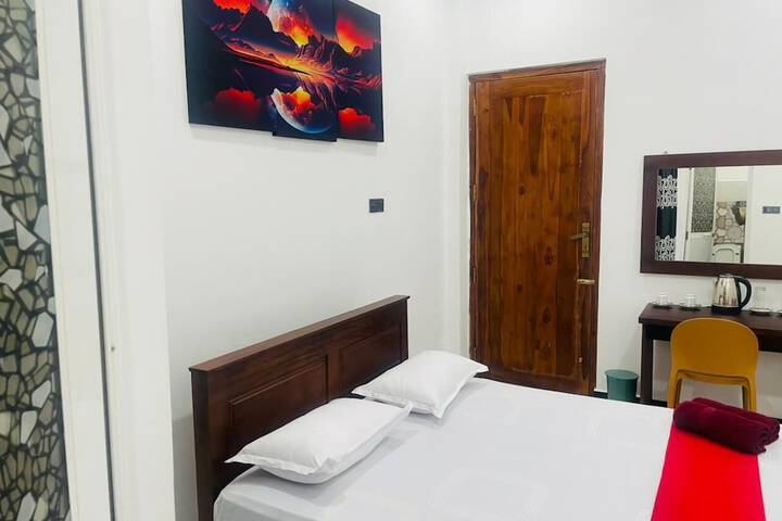 Room 14 of 22