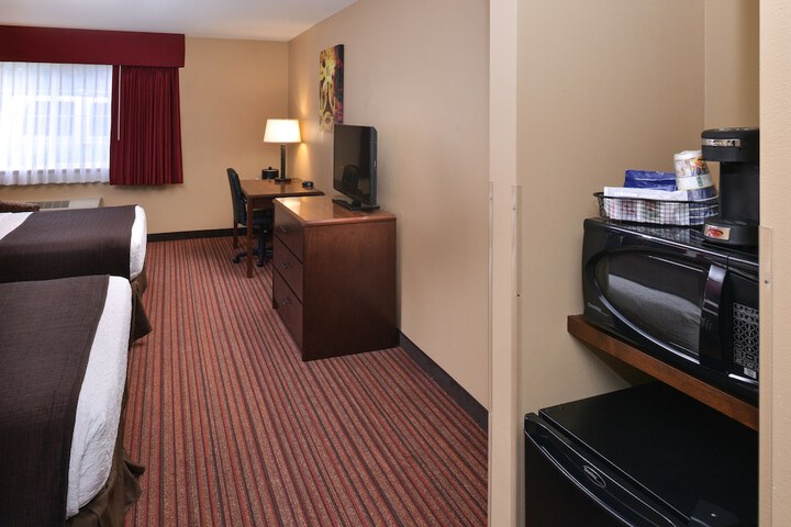 Room 10 of 42