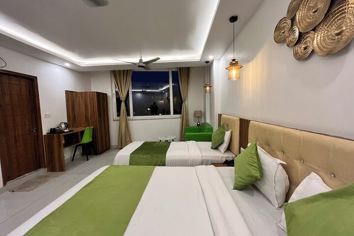 Room 21 of 47