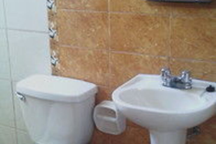 Room 4 of 28