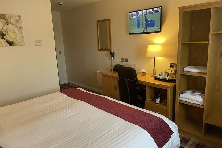 Room 5 of 66