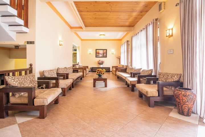 Lobby Entry