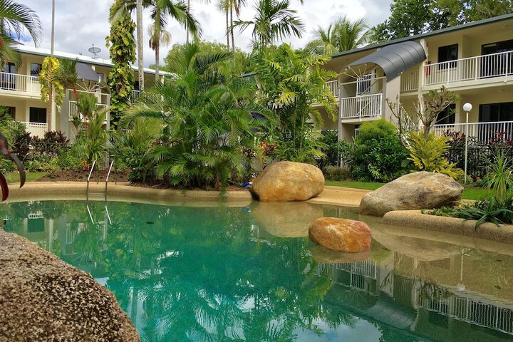 Pool 19 of 34