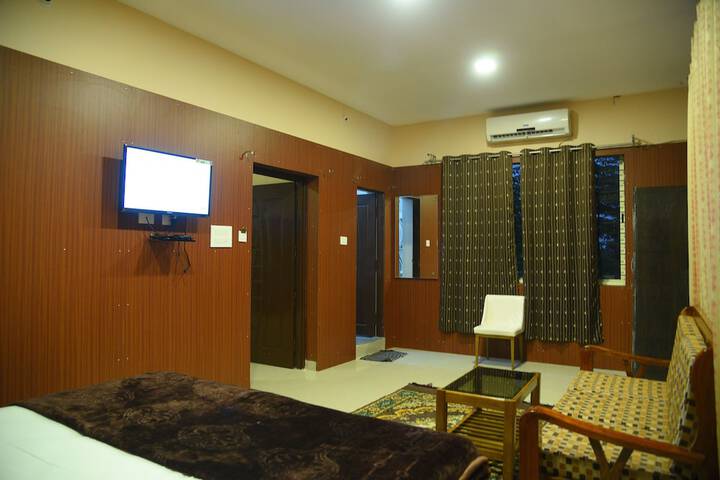 Room 10 of 10