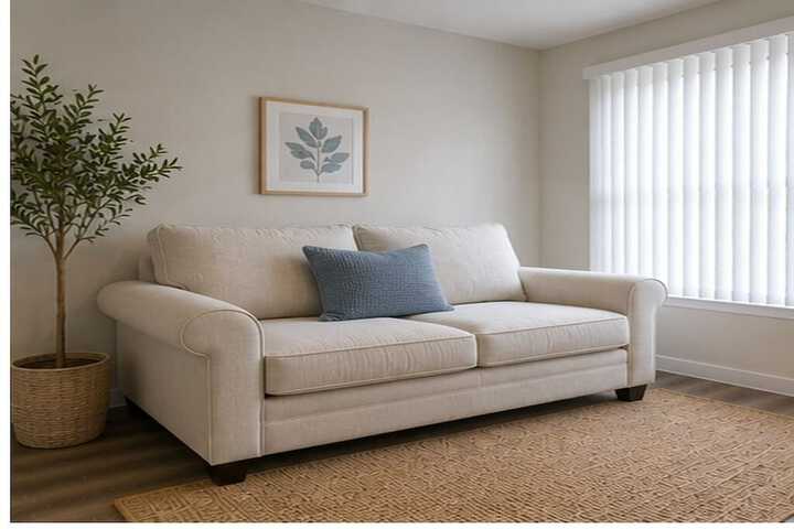 Room 4 of 6