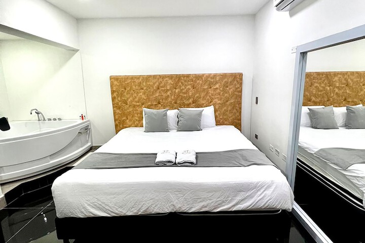 Room 54 of 87