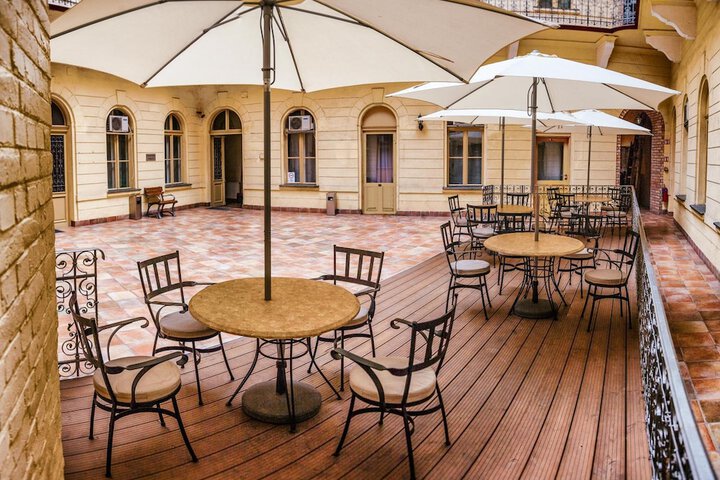 Terrace/Patio 18 of 38