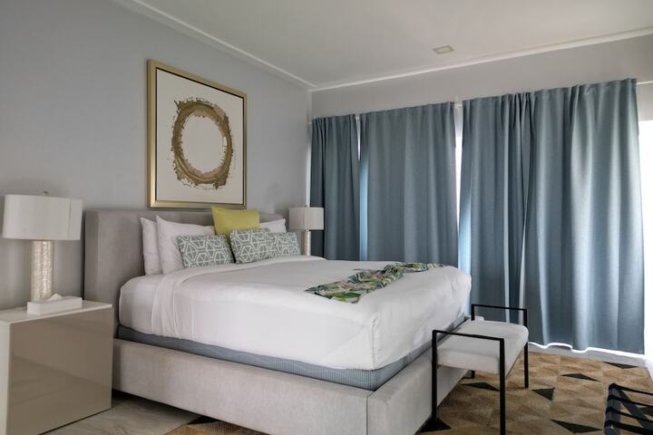 Room 16 of 34