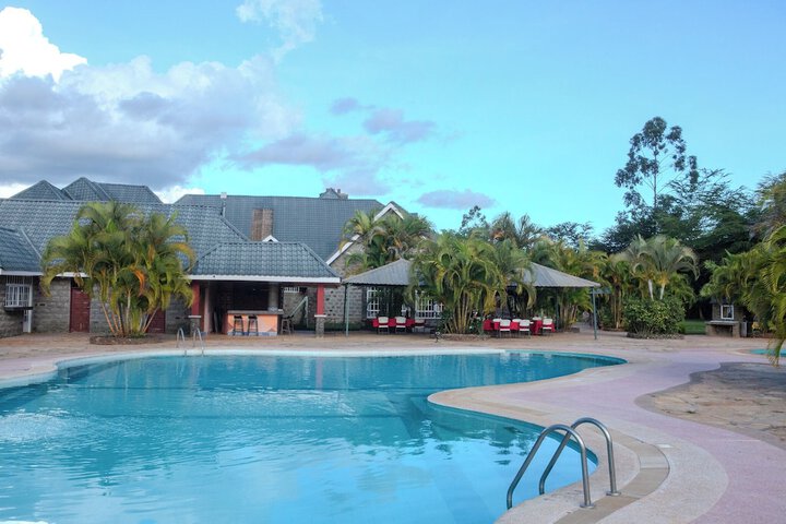 Pool 19 of 37