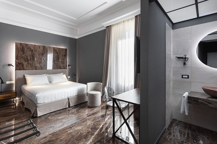 Room 3 of 13