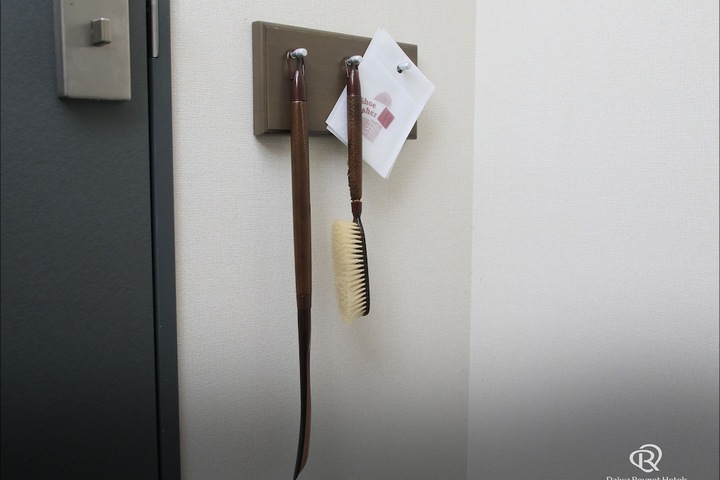 Room 10 of 22