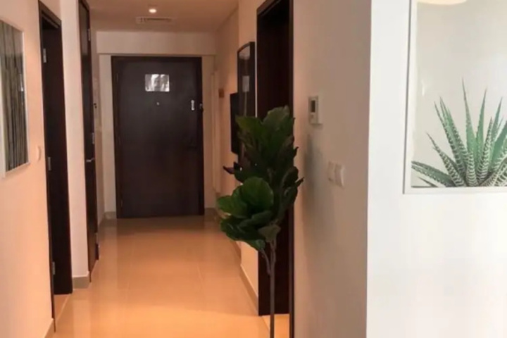 Room 12 of 23