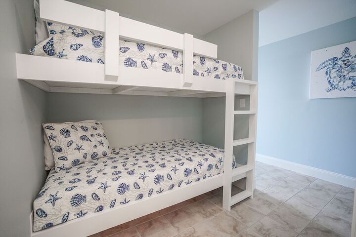 Room 8 of 151