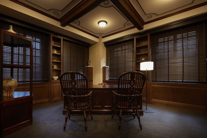 Concierge desk