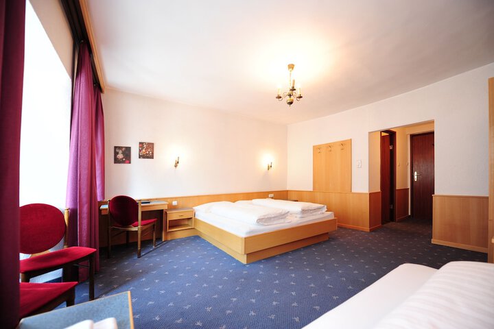 Room 19 of 88